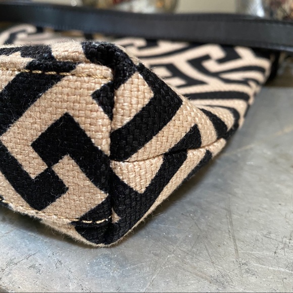 Spartina 449 Crossbody Purse - Picture 9 of 14